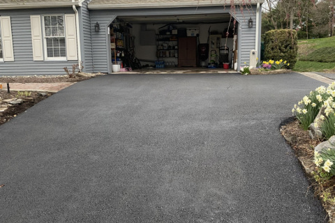 Asphalt-Driveway-Contractor-Harrisburg-PA